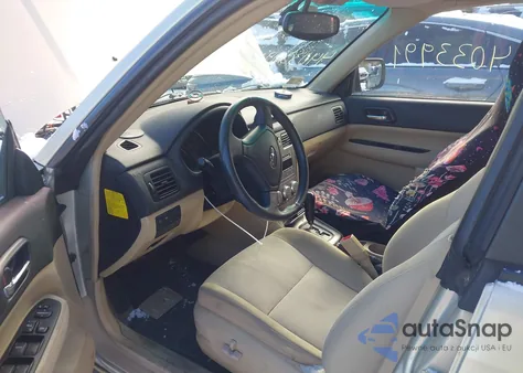 2006 Subaru Forester 2.5X z USA, uszkodzony, nr VIN JF1SG65636H738606